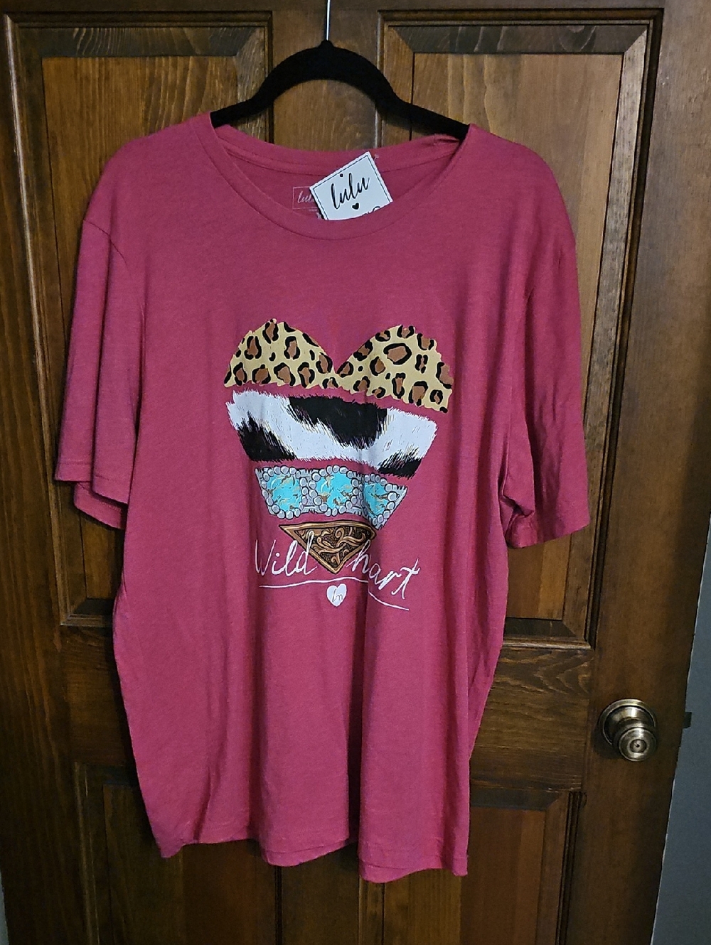 NEW Lulu Mac Pink Graphic 'Wild Heart' Tee Size Xl
